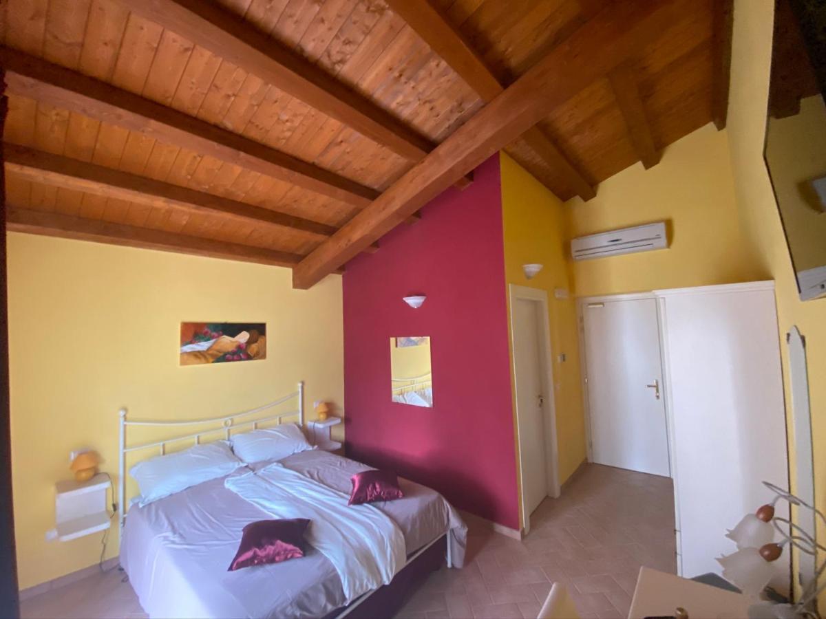 Casafe Tra Sogno E Realta Bed & Breakfast Narni Scalo ภายนอก รูปภาพ
